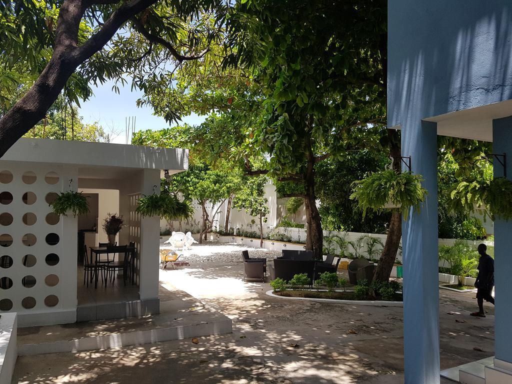 Trinity Lodge - Extended Stay Port-au-Prince Exteriör bild